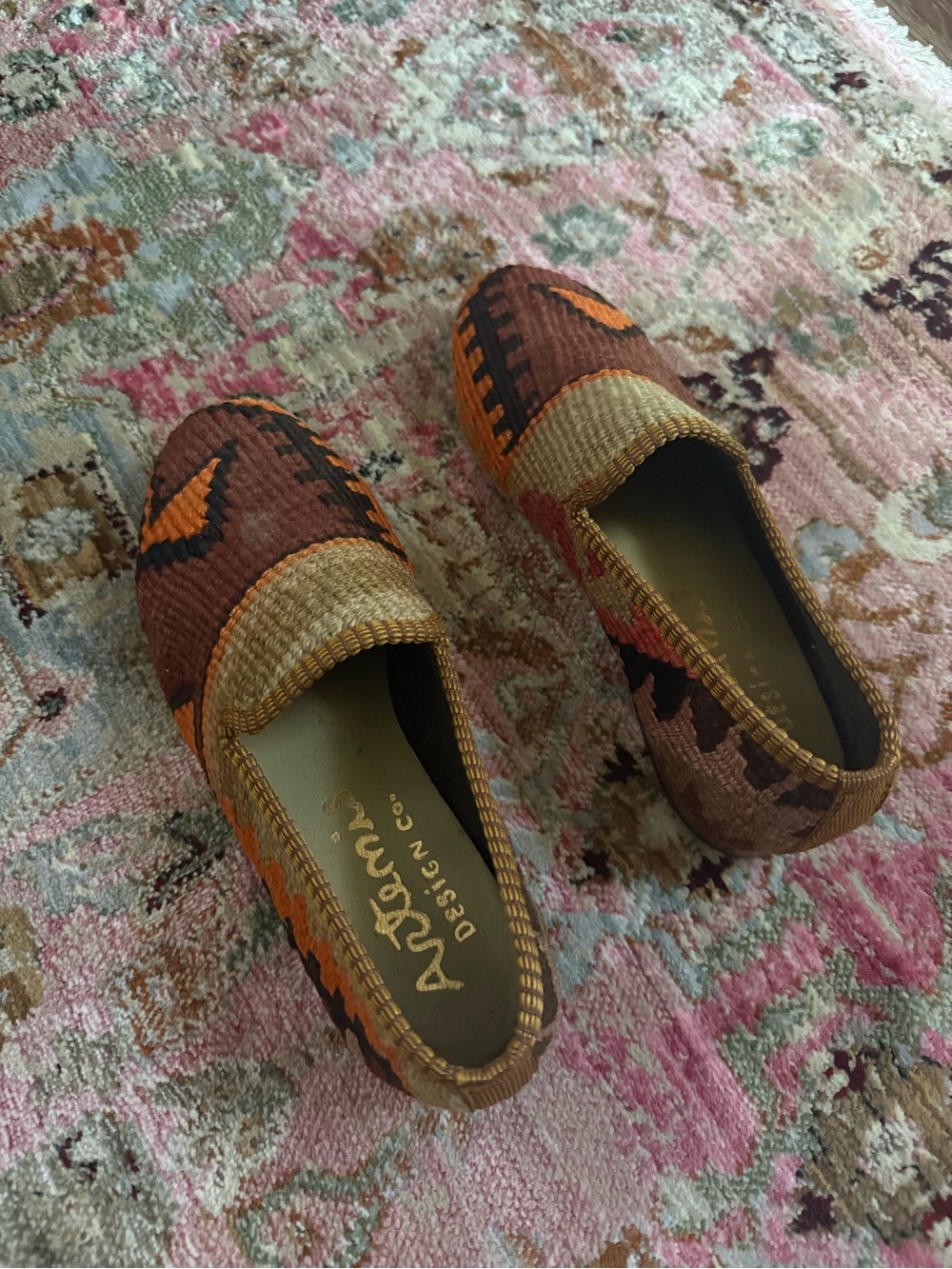 Artemis Design Co. Handwoven Kilim Slip-On Flats - Women’s sz 39 (us 9)
